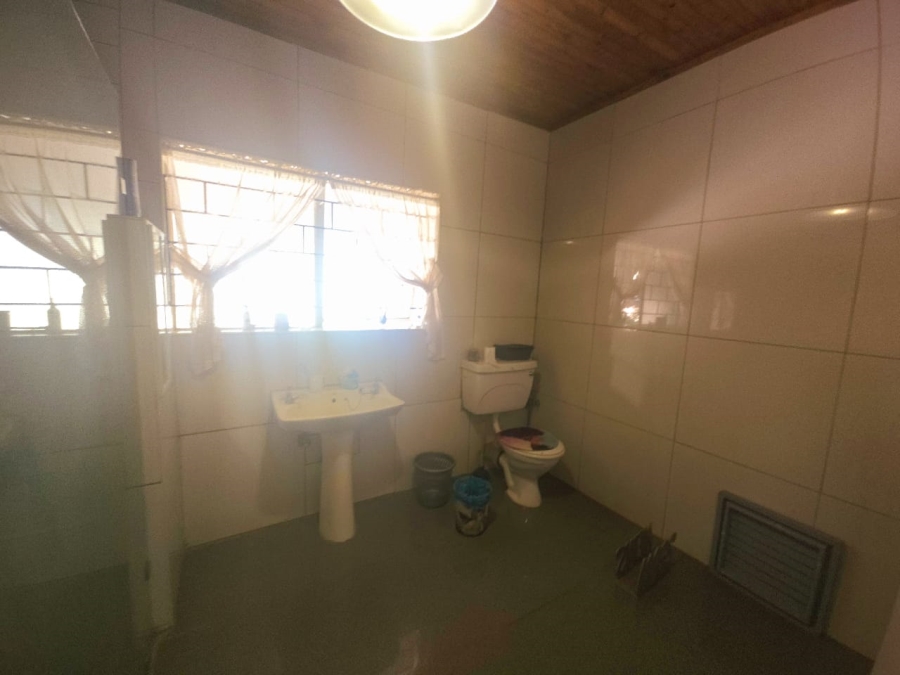 To Let 4 Bedroom Property for Rent in Hartbeespoort Rural North West